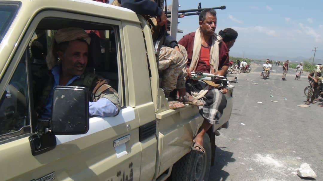 استشهاد جندي إثر إحباط اللواء 30 عمليتي تسلل فاشلة للمليشيات الحوثية غرب الضالع .
