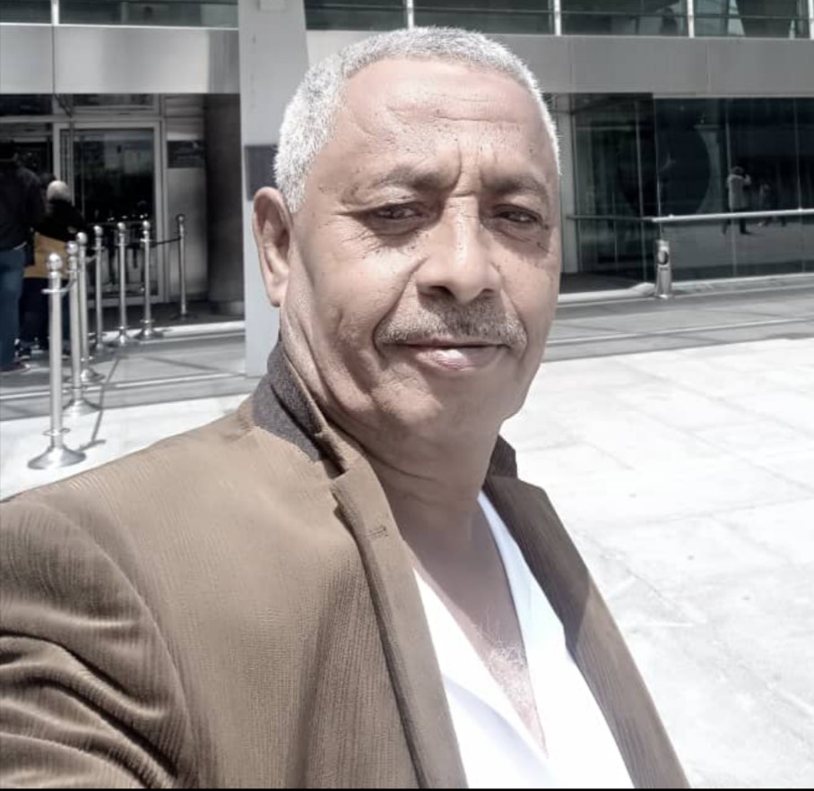 بعد وفاة مدير عام مديرية الشيخ عثمان بالوباء محافظ عدن يعين خلف له