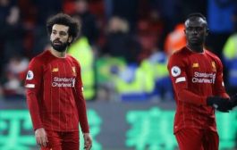 لاعب ليفربول السابق بارنز يفضل ماني على صلاح