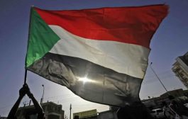 الثورة واختبار الديمقراطية في السودان