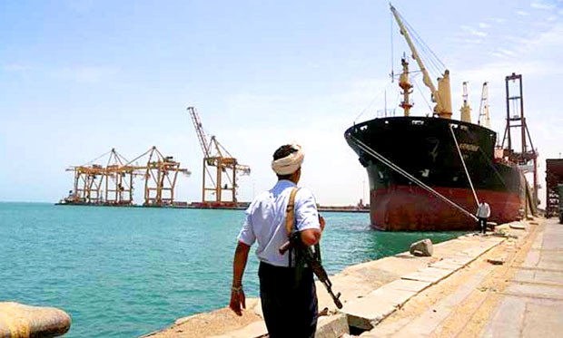 بإشراف خبراء إيرانيين .. الحوثيون يستخدمون الصيادين في الحديدة لزراعة الألغام البحرية