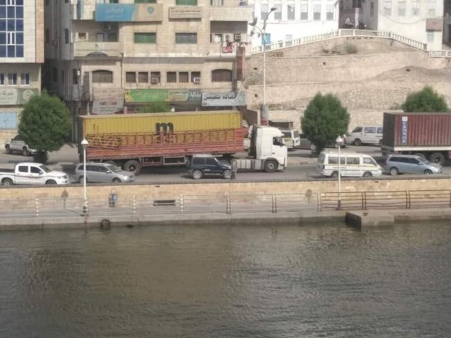 تعرف على جديد  حاويات الأموال التي وصلت الى ميناء  المكلا