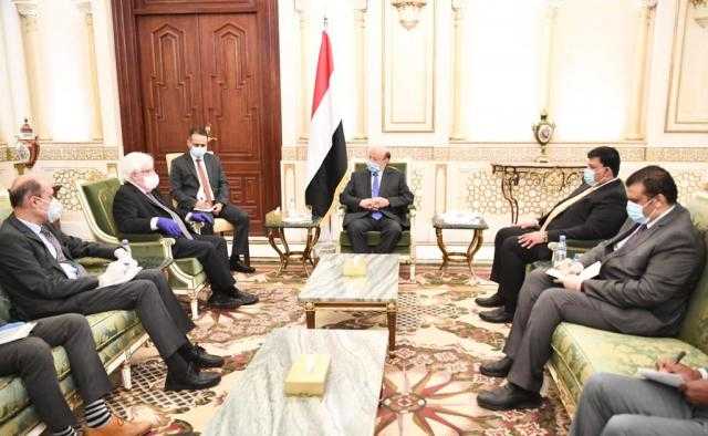 خلال لقائه بمارتن: الرئيس هادي يعلن عن رؤيته لتحقيق السلام في اليمن