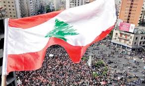 مشهد مؤثر حدث في لبنان..وردت فعل المتظاهرين..فيديو 