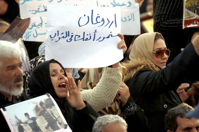 سباب مصر أحدث مهنة لإثراء العاطلين