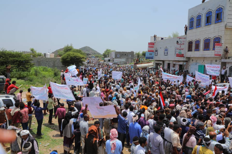 للاغبياء فقط