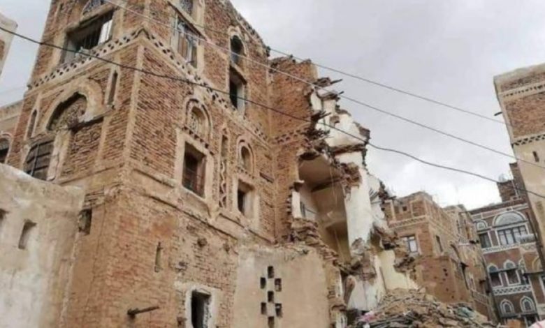 انهيار 40 منزلًا اثريا في المدينة القديمة ..ارث صنعاء في خطر محدق