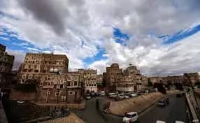 مليشيات الحوثي تقيل رئيس الهيئة العامة للحفاظ على المدن التاريخية في حكومتها