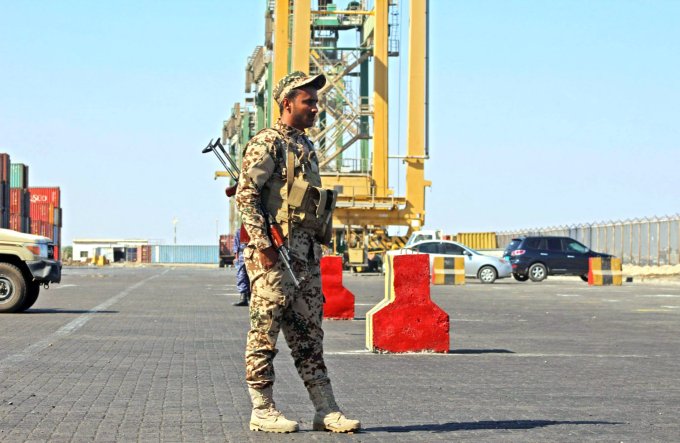 اتفاق الرياض يسابق مبادرة غريفيث للحل الشامل في اليمن