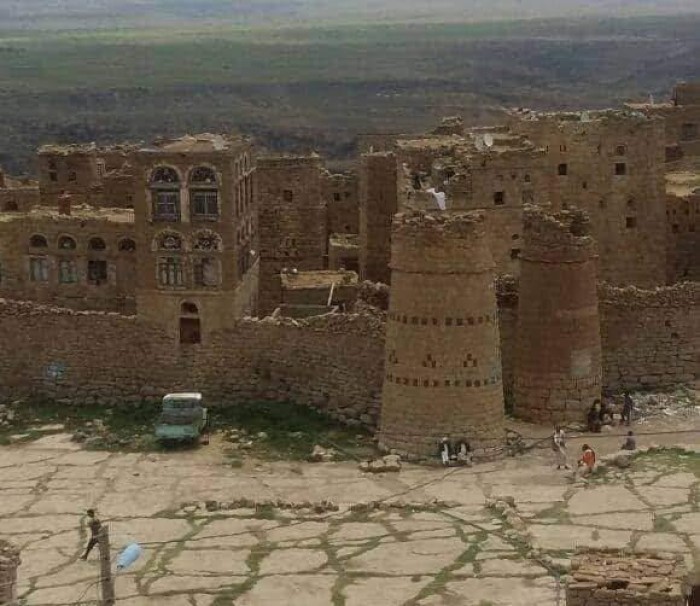 انهيار قرية أثرية بمديرية همدان غربي صنعاء