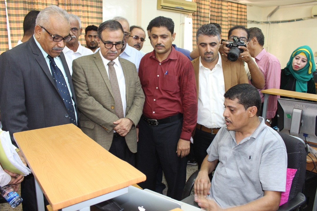جامعة عدن تدشن التسجيل إلكترونيا لأول مرة في تاريخها 