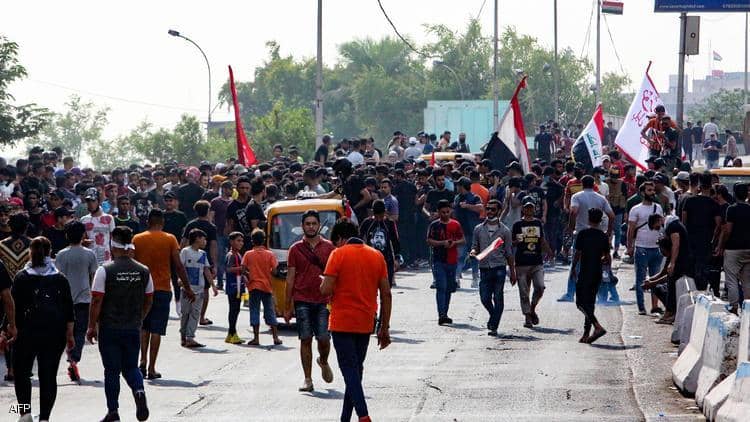 ذكرى الحراك في العراق تقطر دماً.. اشتباكات وسط بغداد