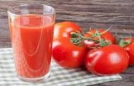 علماء يكتشفون خاصية غير متوقعة لعصير الطماطم
