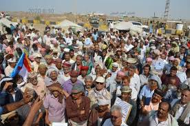 السلطة المحلية في عدن تكلف الوكيل الزامكي للتفاوض مع المعتصمين العسكريين