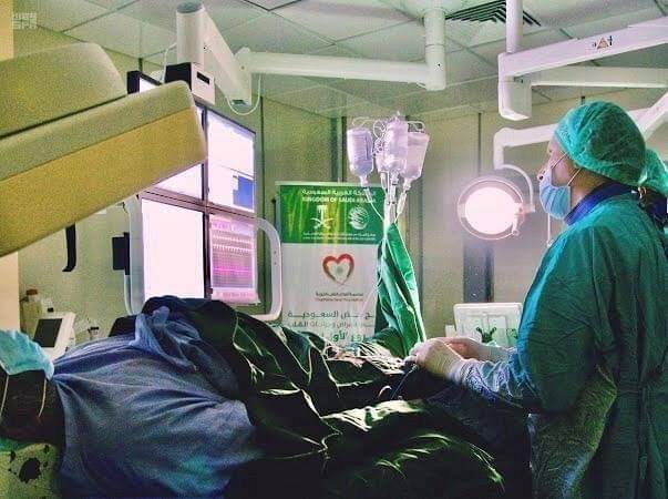 مركز الملك سلمان يدشن حملة عمليات القلب المفتوح بالمكلا 