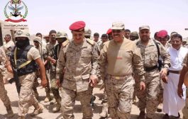 عقيد في الجيش : تصحيح المسار يبدأ برفع يد علي محسن الأحمر عن الملف العسكري