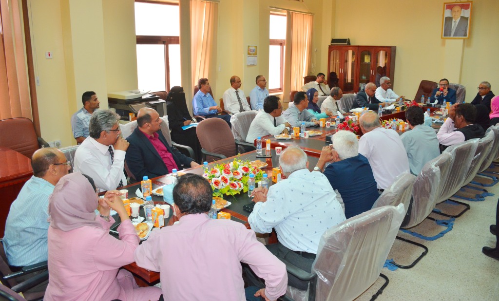 مجلس جامعة عدن يصدر بيان إدانة حول الاعتداء على منزل رئيس الجامعة