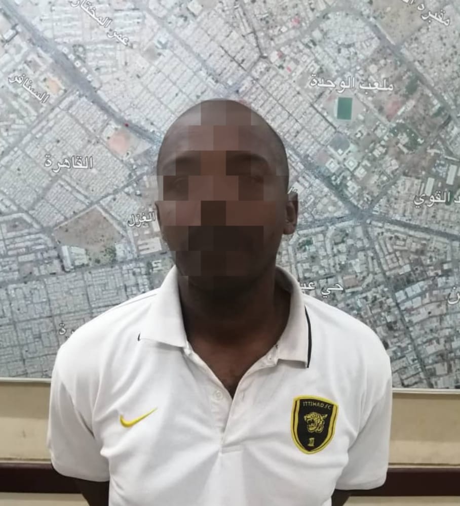 الحزام الأمني يضبط أحد المطلوبين في قضيتي قتل بعدن