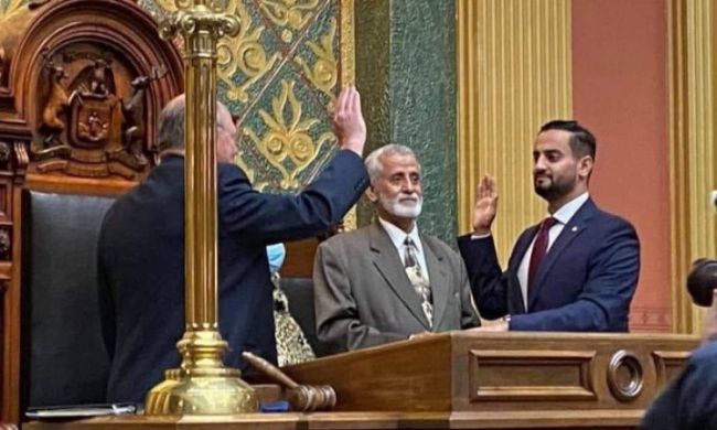 شاب يمني يقتحم مجلس ولاية  أمريكية