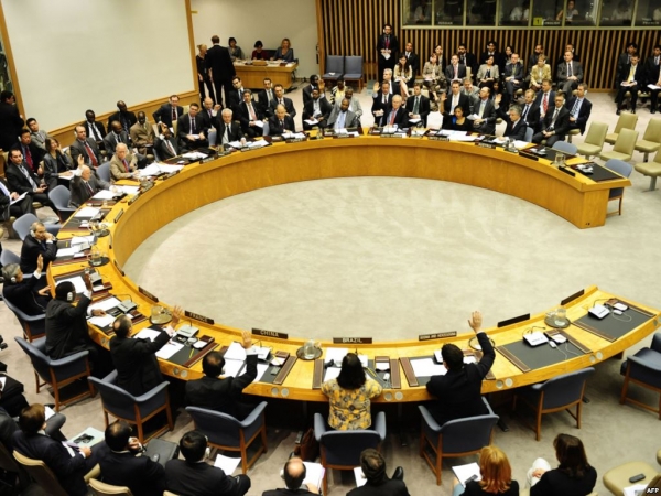 مجلس الأمن يُحذر من الانهيار الاقتصادي باليمن ويدعو إلى تنفيذ اتفاق الرياض