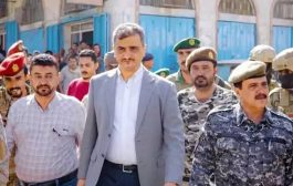 محافظ عدن يزور  مصلحتي الجوازات والأحوال المدنية
