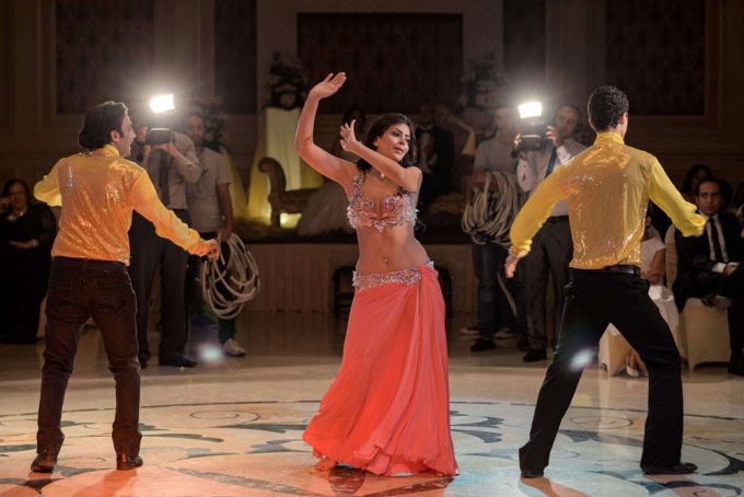 روسيات وبرازيليات يستحوذن على معقل الرقص الشرقي