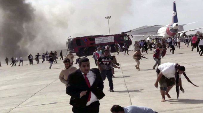 الحوثيون يهاجمون مطار عدن لعرقلة اتفاق الرياض
