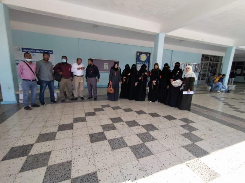 المعنيين أكاديميا في جامعة عدن يصعدون وينفذون إضراباً شامل