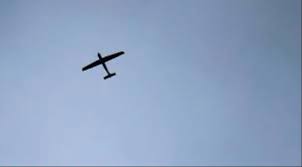 تحليق 6 طائرات استطلاع حوثية بالحديدة