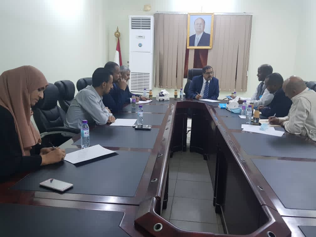 وزير العدل يلتقي ممثل منظمة اليونسف في عدن