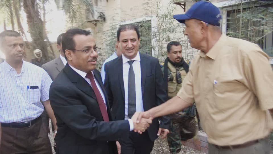 وزير النفط والمعادن يزور الشركة اليمنية للاستثمارات النفطية ويشيد بدورها 