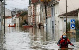 فيضانات عارمة في جنوب غرب فرنسا وباريس في حالة تأهب