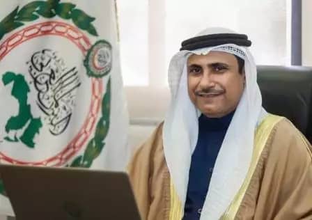 رئيس البرلمان العربي: استهداف الحوثيين لمطار أبها عمل إرهابي خسيس