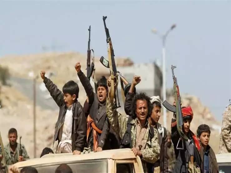 تقرير حقوقي :  جماعة الحوثي جندت نحو 10300 طفل على نحو إجباري