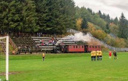 قطار يحجب الرؤية ويمنع رميات التماس لكرة القدم في سلوفاكيا