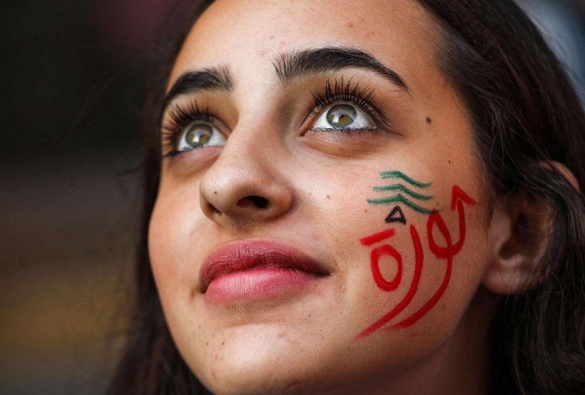 مرور 16 عاما على ثورة الأرز.. لبنان لم يتغير، العالم هو الذي تغير