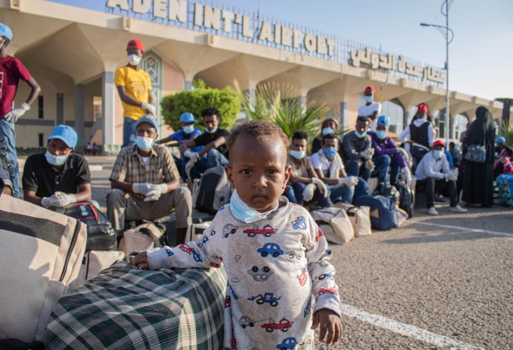 المهاجرون العالقون في اليمن يصلون إلى إثيوبيا في أول رحلة عودة منذ بداية جائحة كورونا