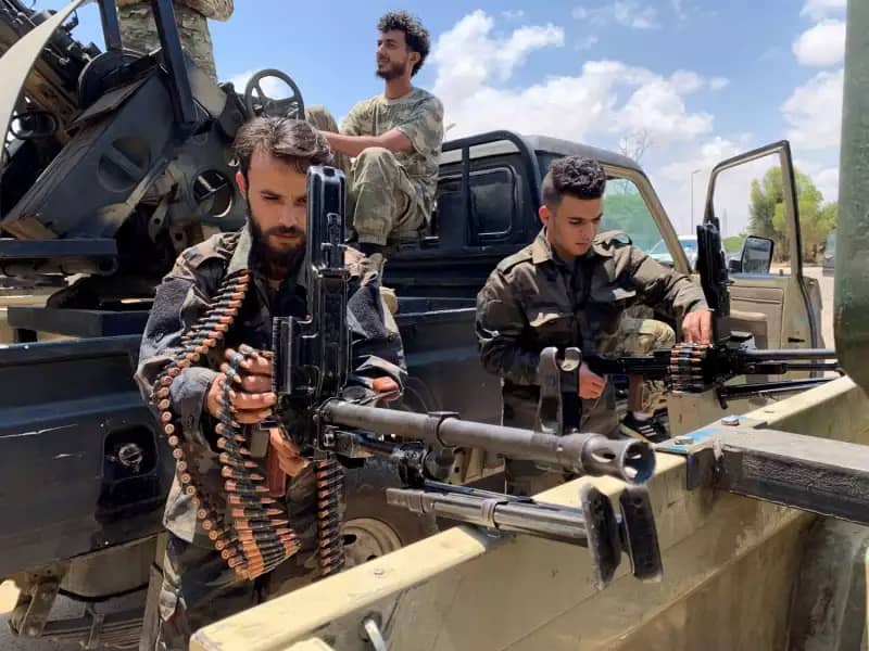 المرصد السوري : تركيا تبدأ سحب المرتزقة من ليبيا