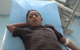 قناص حوثي يصيب طفل في منطقة الدنين