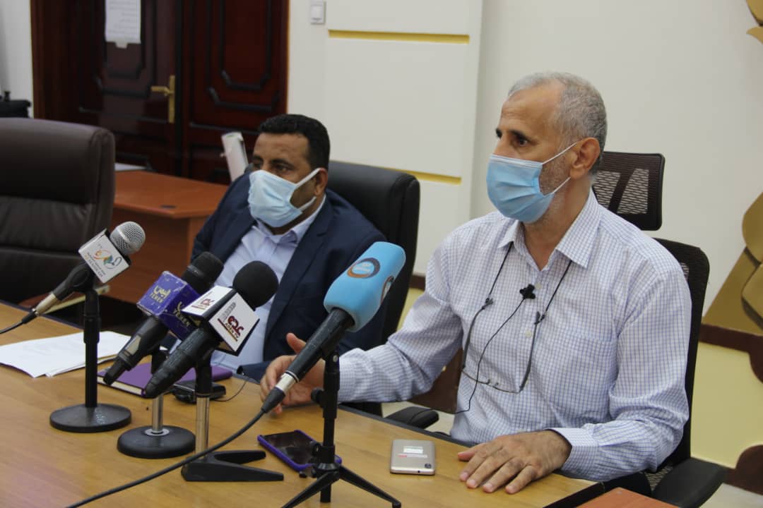 وزارة الصحة تنظم مؤتمر صحفي هام  بعدن ..وتستعرض عدة إجراءات لمواجهة الفيروس
