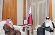 خادم الحرميين الشريفيين يدعو أمير قطر لزيارة المملكة