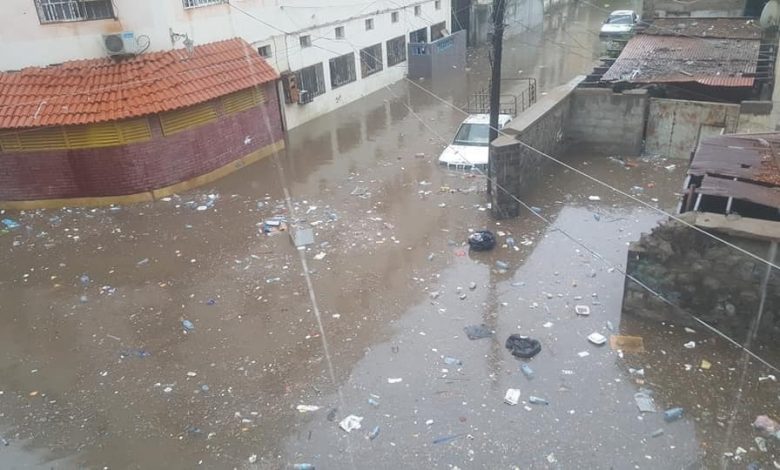 مركز الأرصاد : يحذر المواطنين من تدفق السيول ويتوقع استمرار واشتداد حالة عدم الاستقرار