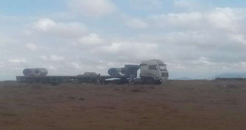 سرقة قاطرة نقل كبيرة على متنها حديد ..وأمن لحج يتمكن من استعادتها 