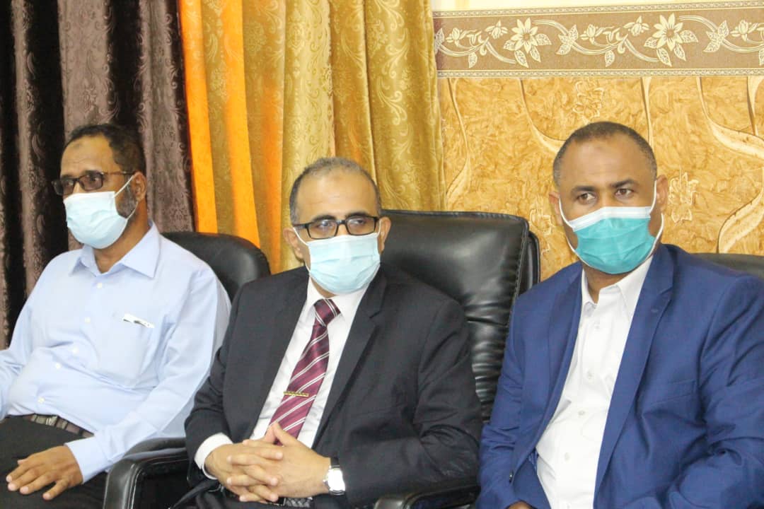 وزير الصحة يعقد لقاءا موسعا مع مسؤولي الصحة في مديريات ساحل حضرموت