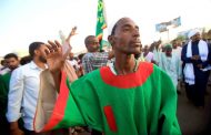 استدارة حكومية نحو الصوفيين لمواجهة تصعيد الحركة الإسلامية في السودان