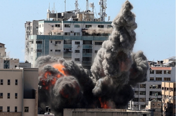 الكشف عن قصف 33 مؤسسة إعلامية وإصابة 170 صحفيا في غزة والضفة