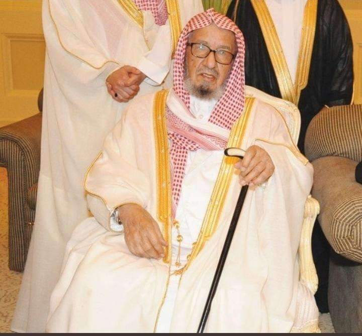 وفاة المستشار في الديوان الملكي السعودي الشيخ ناصر الشثري