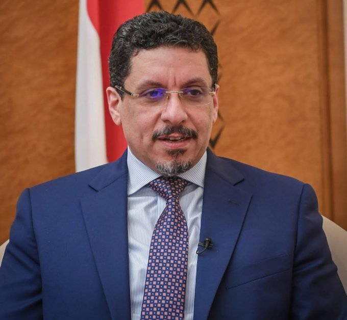وزير الخارجية اليمني لـ