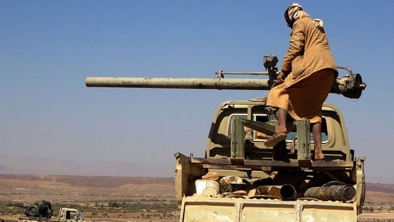 صحيفة خليجية : اليمن يعيش هذه الأيام مرحلة فاصلة بين الأمل والرجاء