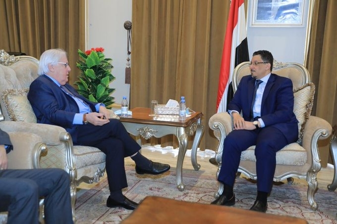 بن مبارك : يؤكد على ضرورة اجبار الحوثيين بالتخلي عن خيار الحرب وسياسية وضع العراقيل